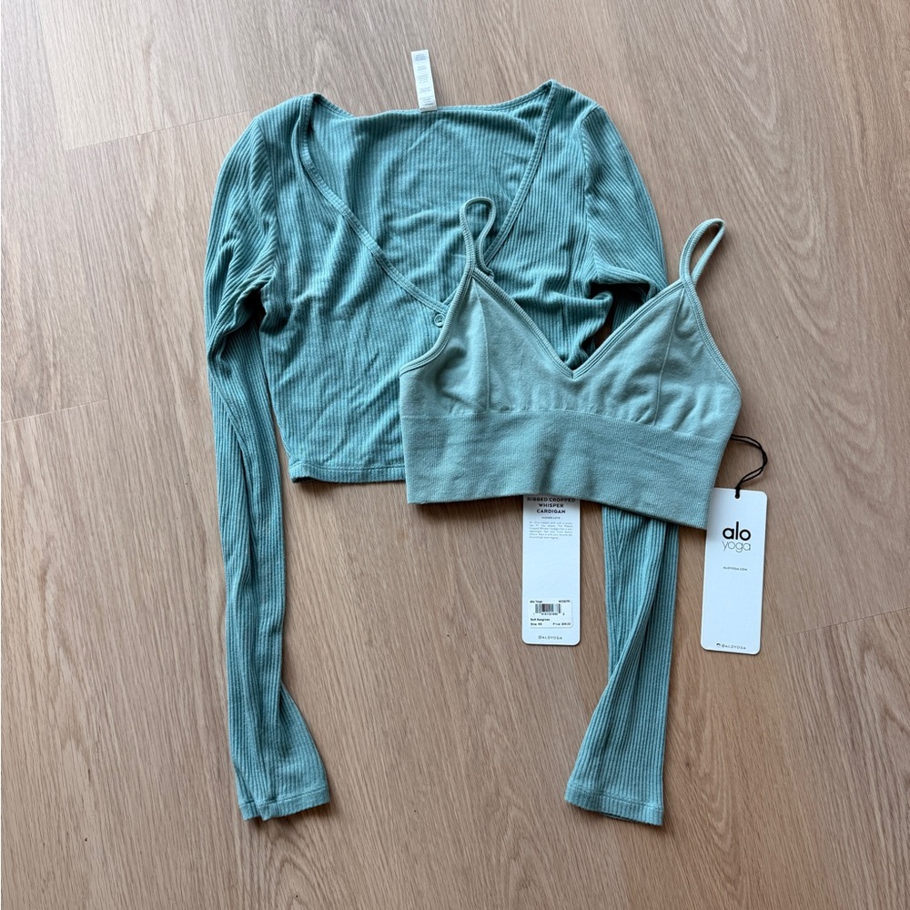 ALO Yoga Delight Bralette Cropped Bra Top Soft Seagrass Green S - Picture 6 of 7